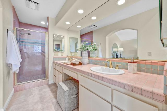 4459 Dorchester Pl, Carlsbad CA: https://media.crmls.org/mediaz/69962c05-2839-4388-a8eb-63de6cefcf43.jpg