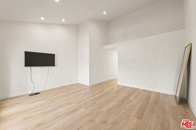 1674 Palisades Drive