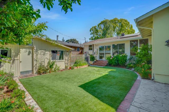 1583 Mitchell Way, Redwood City CA: https://media.crmls.org/mediaz/69979ac1-8829-4463-b00d-8cfb6c4df65e.jpg