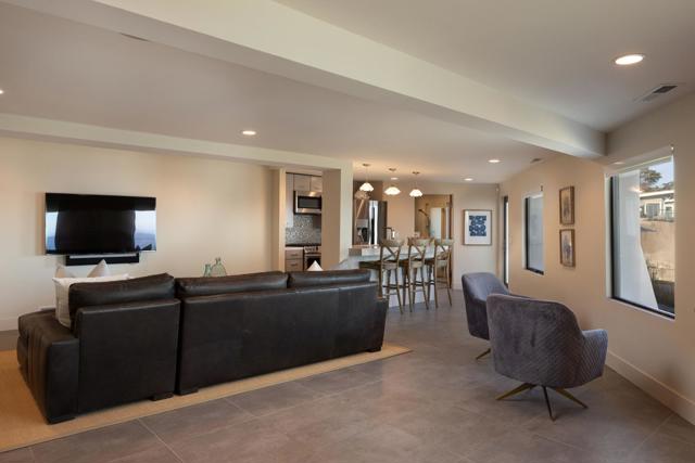 2900 E Cliff Drive, Santa Cruz CA: https://media.crmls.org/mediaz/6997b04d-cd28-4400-a937-2e0c7a09ec3b.jpg