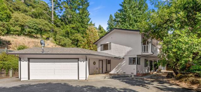 26025 Highland Way, Los Gatos CA: https://media.crmls.org/mediaz/699853d8-fa84-492d-b20c-157ed90a9903.jpg