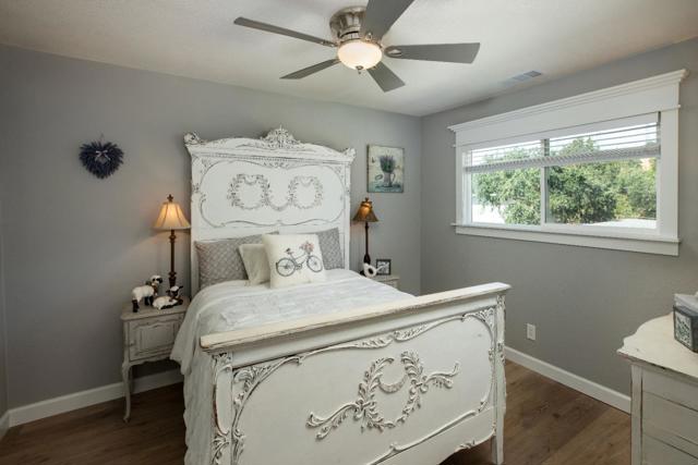 7565 Tierra Sombra Court, San Jose CA: https://media.crmls.org/mediaz/69985cbb-7f62-4c40-b4ba-4ecfd42f7df8.jpg