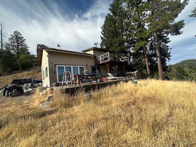 1900 Devils Gulch Road, Hayfork CA: https://media.crmls.org/mediaz/69989141-0262-4a57-bcc1-0da3960460d8.jpg