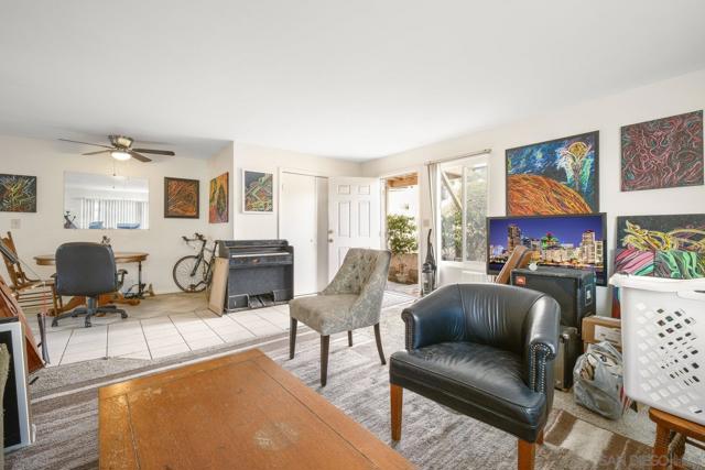 3389 91 C Street, San Diego CA: https://media.crmls.org/mediaz/6999826d-059f-416b-9d5d-6af8615f47d6.jpg