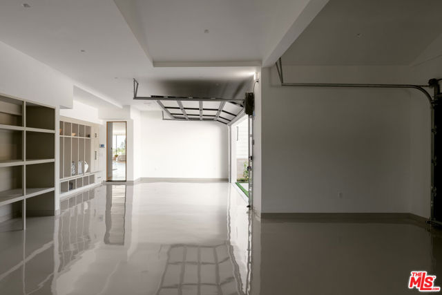 5819 Filaree, Malibu CA: https://media.crmls.org/mediaz/699ac779-2a22-436c-939e-9f1a07242e9a.jpg