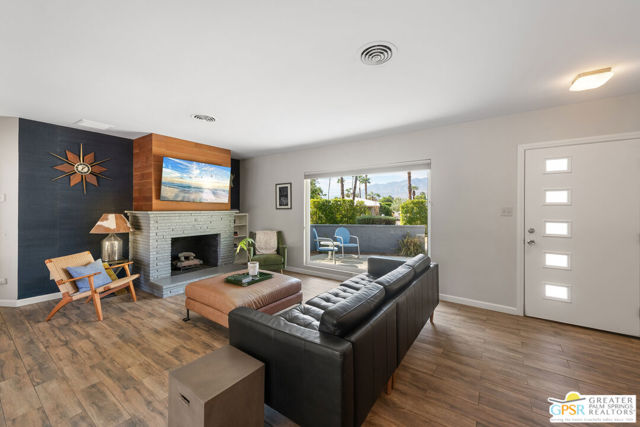 1420 E San Jacinto Way, Palm Springs, CA 92262