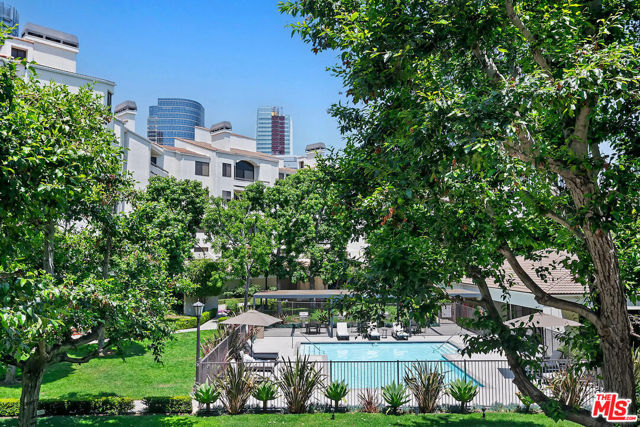 2102 Century Park Lane, Los Angeles CA: https://media.crmls.org/mediaz/699bbdd3-75c8-4838-adb1-85f5dcbab800.jpg