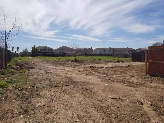 7440 38th Avenue, Sacramento CA: https://media.crmls.org/mediaz/699bedeb-d621-4a0e-aedd-667dafffa2fd.jpg