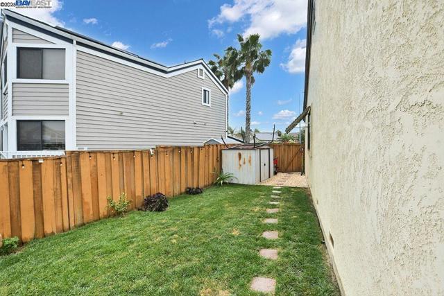 4691 Spinnaker Way, Discovery Bay CA: https://media.crmls.org/mediaz/699c1703-2330-43ab-bd5d-22c3900313a7.jpg