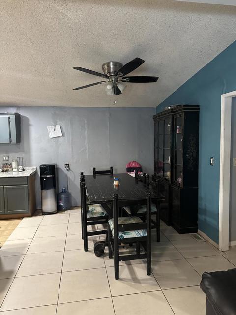 1204 Shore Garden Street, Thermal CA: https://media.crmls.org/mediaz/699cf0a3-d8bd-486b-8bf6-7f3ad6157b07.jpg