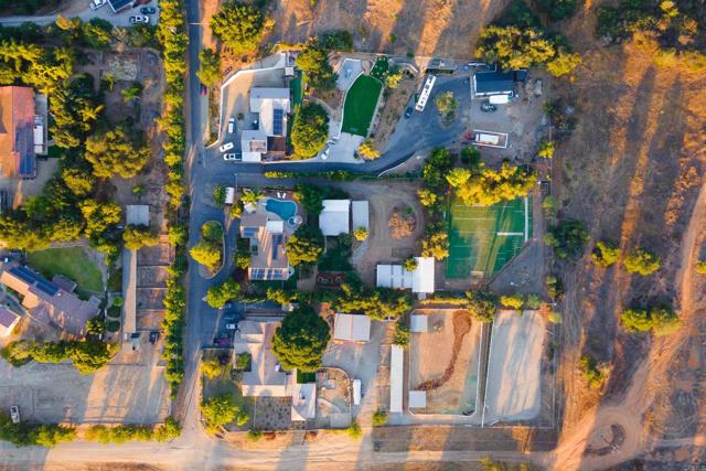 Detail Gallery Image 42 of 45 For 1454 Romance Rd, Escondido,  CA 92029 - 3 Beds | 2 Baths