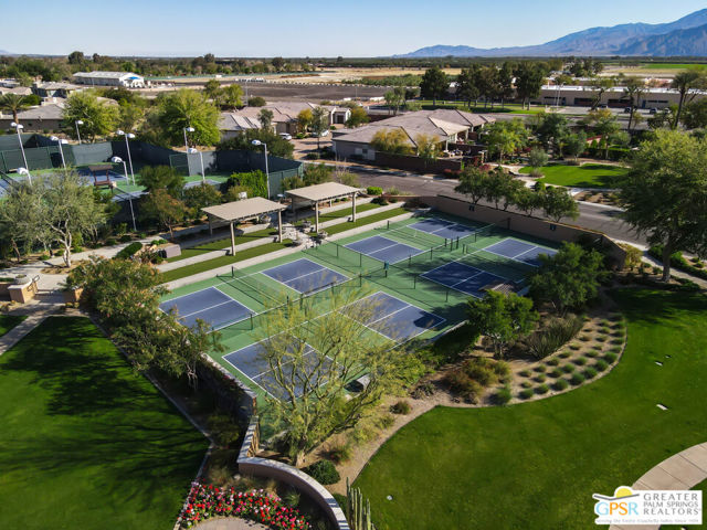 50660 Havasu Falls Drive, Indio CA: https://media.crmls.org/mediaz/699d9ad0-a447-4e2f-ad3f-a4331f1b654c.jpg