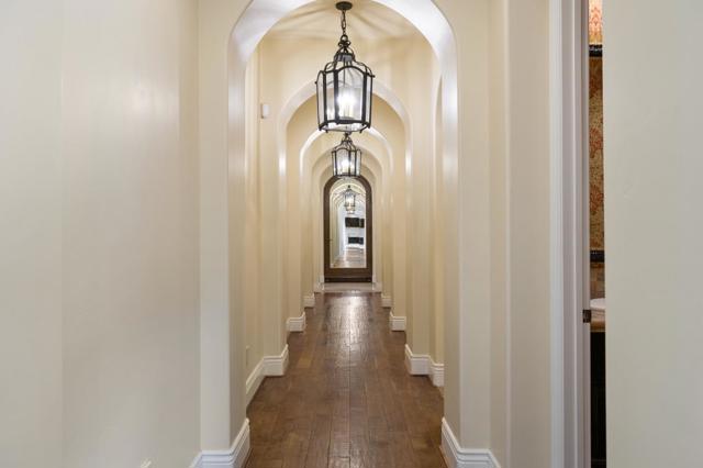 1305 Lions Peak Lane, San Martin CA: https://media.crmls.org/mediaz/699ed58c-9294-4fb8-b8d5-f32126530cdf.jpg