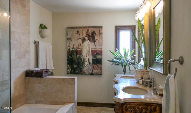 Detail Gallery Image 35 of 50 For 5331 Tendilla Ave, Woodland Hills,  CA 91364 - 2 Beds | 1/1 Baths