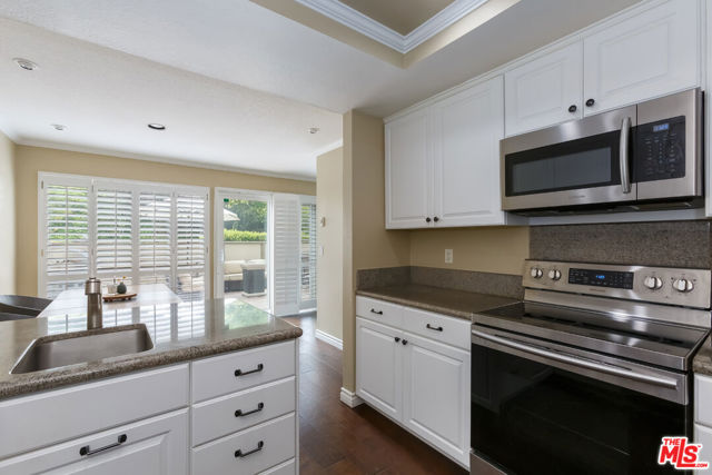 88 Cresta Verde Drive, Rolling Hills Estates, California 90274, 3 Bedrooms Bedrooms, ,3 BathroomsBathrooms,Residential,Sold,Cresta Verde,21793362