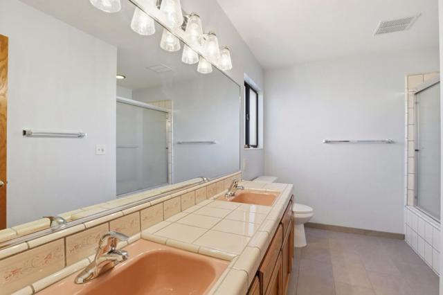 1650 Sausalito Drive, Hollister CA: https://media.crmls.org/mediaz/69a037bb-6256-47be-86ce-795476ac595d.jpg