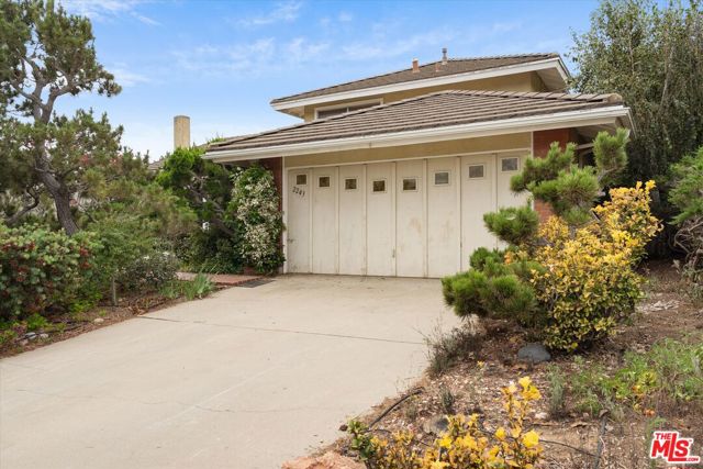 2243 Newquist Court photo 6