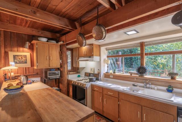 0 Calle De Quien Sabe, Carmel Valley CA: https://media.crmls.org/mediaz/69a0793f-6298-46ef-95bb-b16b713942d2.jpg