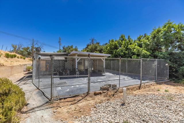 820 Comstock Road, Hollister CA: https://media.crmls.org/mediaz/69a130ed-3f2a-4c3a-8b9a-7ea39a0583aa.jpg