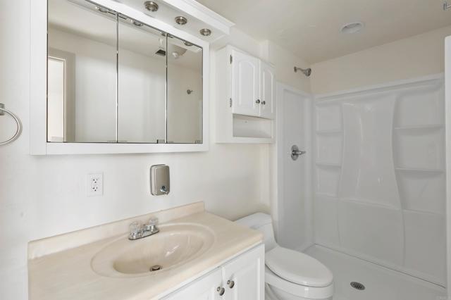 Detail Gallery Image 36 of 67 For 296 East Ln, El Cajon,  CA 92021 - 3 Beds | 2 Baths