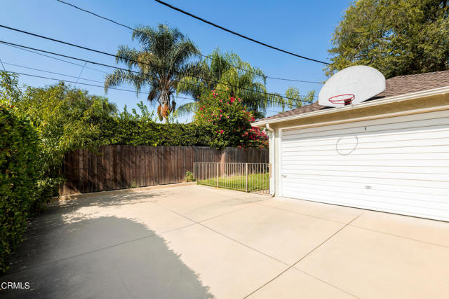 Detail Gallery Image 33 of 38 For 1921 N Harding Ave, Altadena,  CA 91001 - 3 Beds | 1/1 Baths