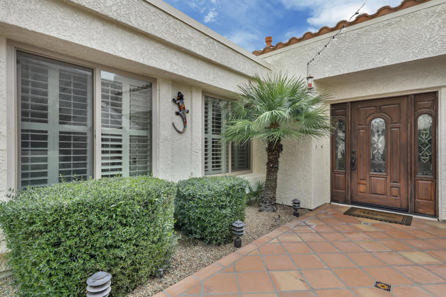 77463 Calle Mazatan, La Quinta CA: https://media.crmls.org/mediaz/69a2d9e6-a597-47a6-be0f-102ab5856d34.jpg