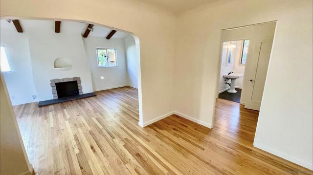 366 Palm Ave, Chula Vista CA: https://media.crmls.org/mediaz/69a39826-124b-4c73-b107-881d4386f3e1.jpg