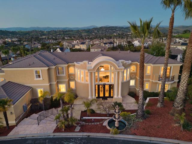 7184 Glenview Drive, San Jose CA: https://media.crmls.org/mediaz/69a43cd2-3580-4b9b-93ad-d3bc0f33affc.jpg