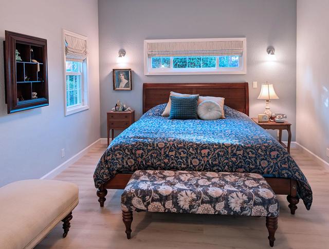 808 Patricia Avenue, San Mateo CA: https://media.crmls.org/mediaz/69a4fc1a-344c-4386-86c4-96a122be5d84.jpg