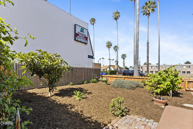 Detail Gallery Image 9 of 34 For 618 S C St, Oxnard,  CA 93030 - 2 Beds | 1 Baths