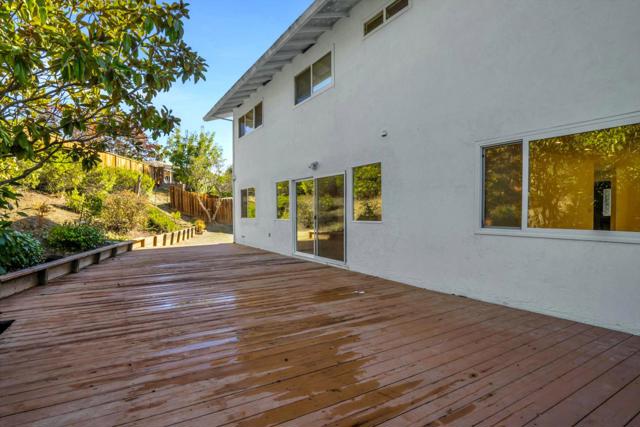 239 Sierra Court, Martinez CA: https://media.crmls.org/mediaz/69a7661d-1cb9-4341-aafa-8d1cc038e66e.jpg
