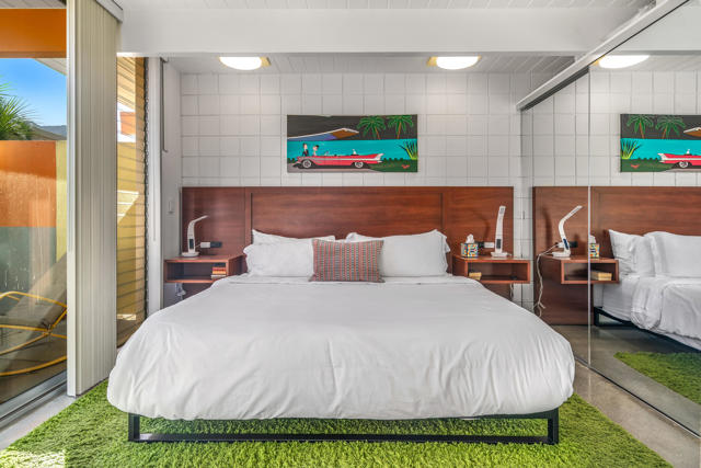 1111 E Palm Canyon Drive, Palm Springs CA: https://media.crmls.org/mediaz/69a7dd03-960a-4000-a0f8-9c5161e6a56c.jpg