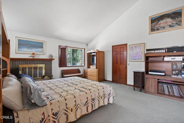 1809 Via Montecito, Camarillo CA: https://media.crmls.org/mediaz/69a8a4d3-9ddc-447a-a60e-a53ec09c4c21.jpg
