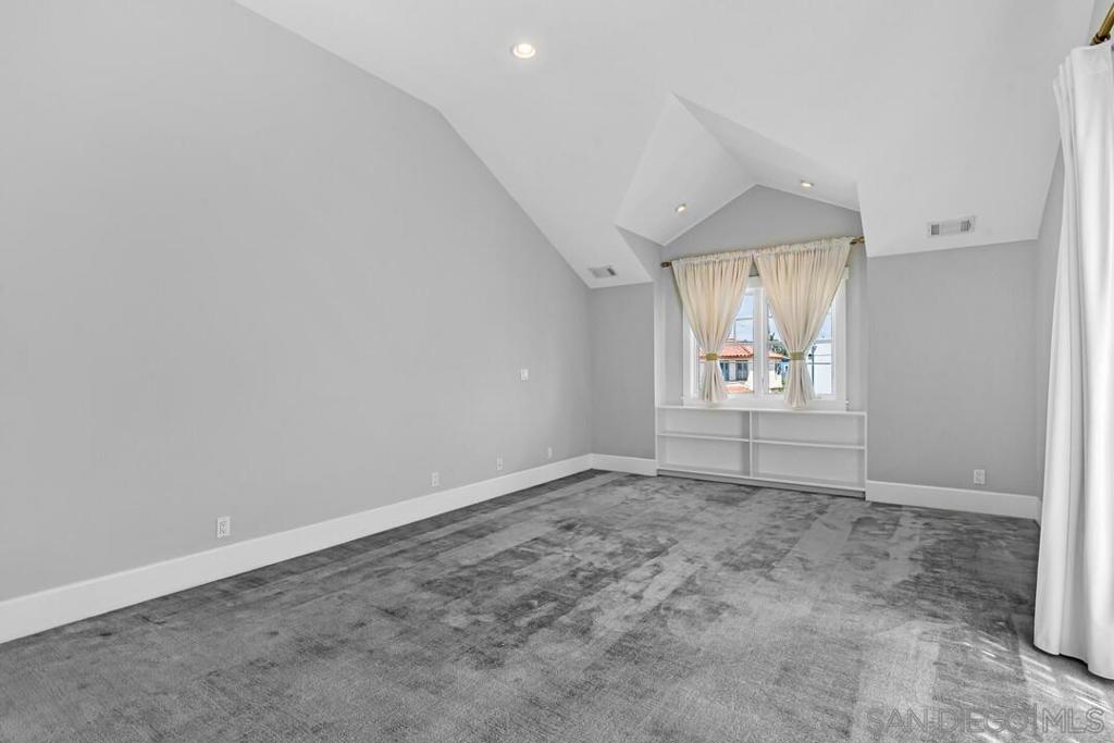 MLS #260014850SD image #32