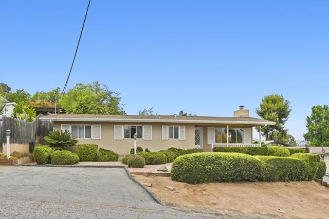 Detail Gallery Image 1 of 57 For 936 W 3rd Ave, Escondido,  CA 92025 - 3 Beds | 1 Baths