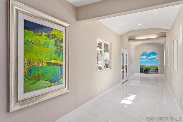 4716 S Mission Rd, Fallbrook CA: https://media.crmls.org/mediaz/69aafd66-c77c-4593-aaa7-014ab2c0d884.jpg