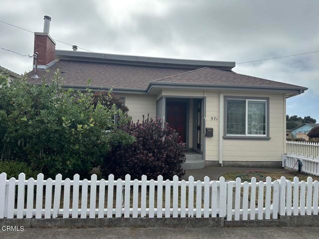 Detail Gallery Image 1 of 19 For 571 S Franklin St, Fort Bragg,  CA 95437 - 3 Beds | 2 Baths