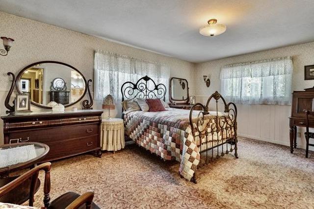 610 San Felipe Road, Gilroy CA: https://media.crmls.org/mediaz/69ad0eda-4e60-467c-9a8c-22a7751b2912.jpg