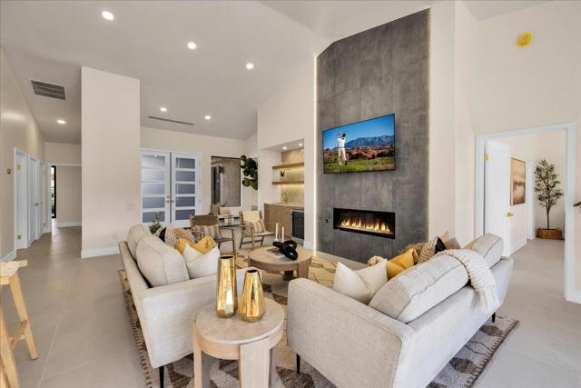 78136 Calle Norte, La Quinta CA: https://media.crmls.org/mediaz/69ad53bd-032c-4b05-bd1f-46444c1605a4.jpg