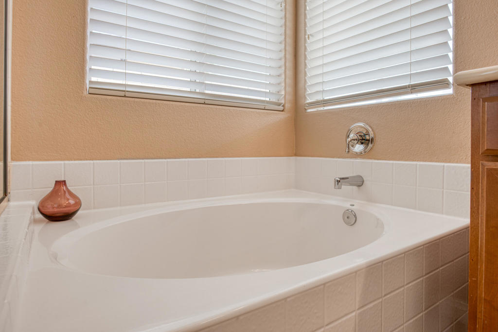 MLS #219139591DA image #18