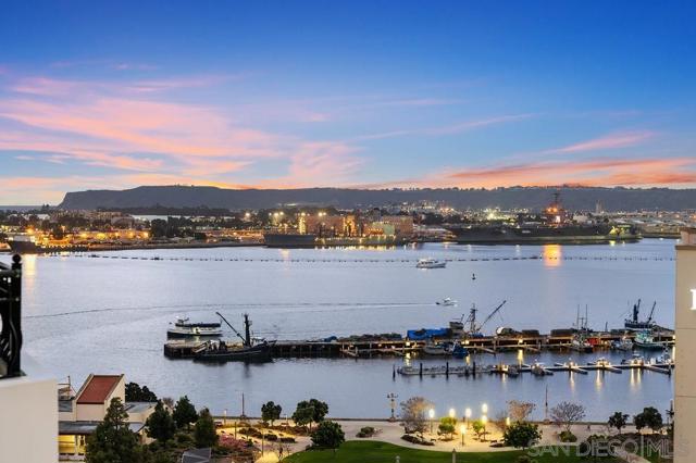 700 W Harbor Dr, San Diego CA: https://media.crmls.org/mediaz/69ae1ed7-9994-454c-9cd7-c7f8d222d8af.jpg