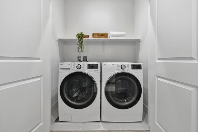 186 Oak Circle, Walnut Creek CA: https://media.crmls.org/mediaz/69af0d32-528c-45d8-a073-3b1d15bf6382.jpg