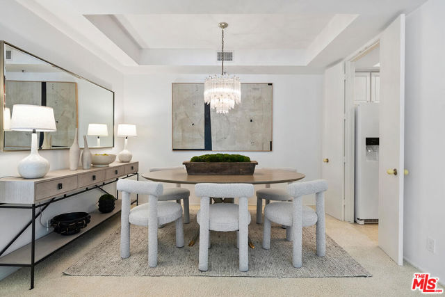 2131 Century Park Lane, Los Angeles CA: https://media.crmls.org/mediaz/69af7d23-eea9-4846-82f0-f7da5cad058f.jpg