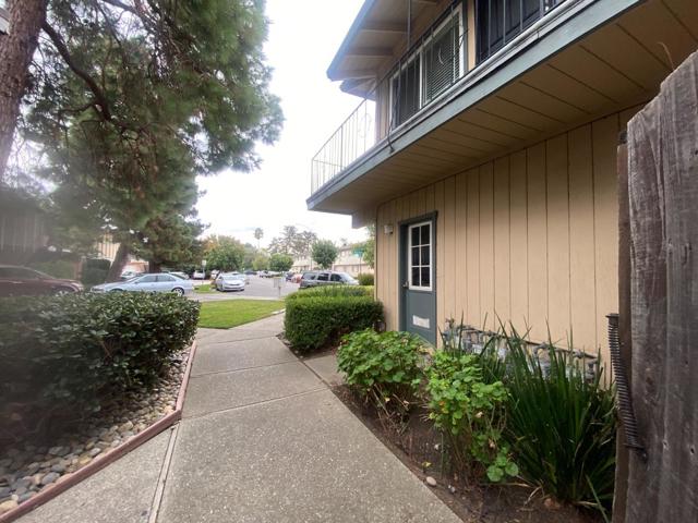 3813 Barker Drive, San Jose CA: https://media.crmls.org/mediaz/69b0bc69-8c73-4844-a487-07514d4fa99c.jpg