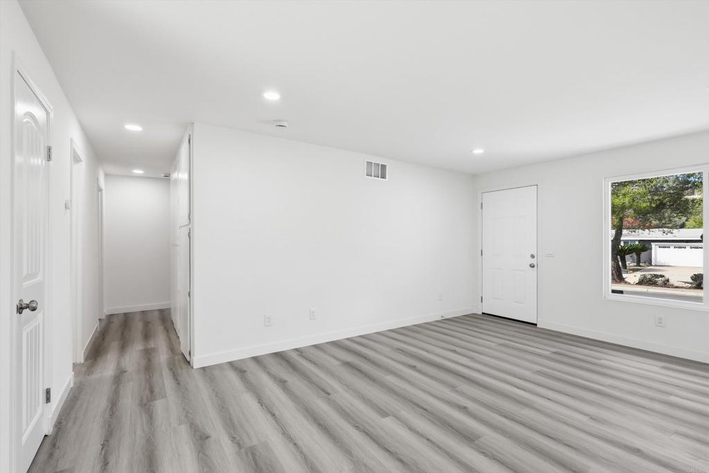 13641 Carriage Rd - photo 8