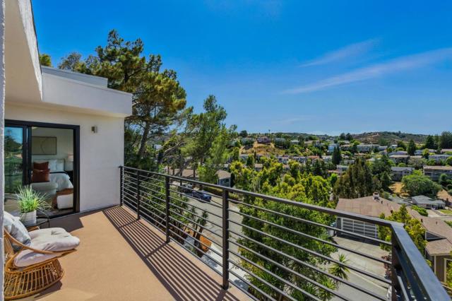 324 Clifton Avenue, San Carlos CA: https://media.crmls.org/mediaz/69b1c832-9c26-4426-8800-ca48a919a49c.jpg