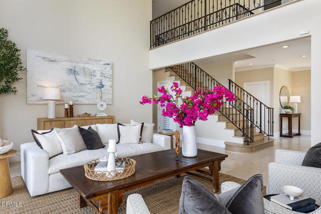 Detail Gallery Image 8 of 46 For 15450 Briarwood Dr, Sherman Oaks,  CA 91403 - 4 Beds | 4/1 Baths