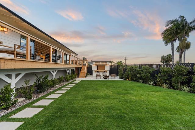 5632 Ladybird Lane, La Jolla CA: https://media.crmls.org/mediaz/69b2da05-5267-44e9-8474-002136530b71.jpg