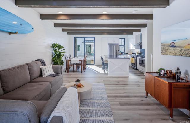 Detail Gallery Image 10 of 31 For 1403 Anacona Pl #103,  Encinitas,  CA 92024 - 2 Beds | 2/1 Baths