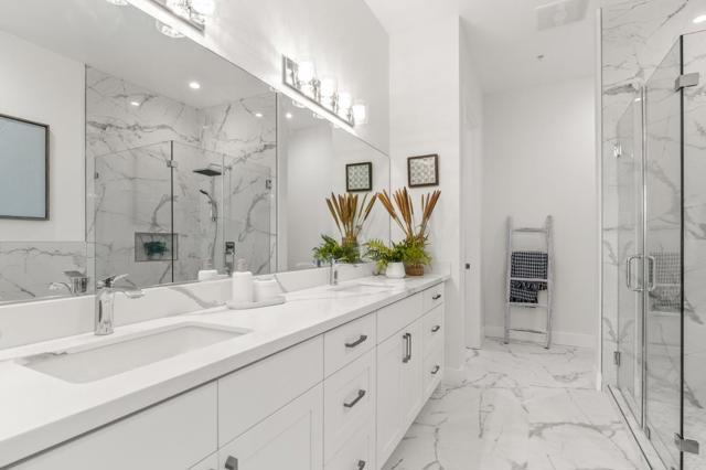 Image 17 of 29 For 4115 El Camino Real  Whole Buil